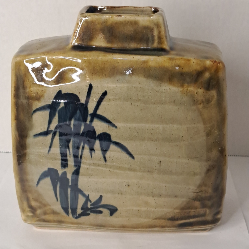 Vintage Mino-ware Japan Showa Period Handmade Vase and Painted Ceramic.